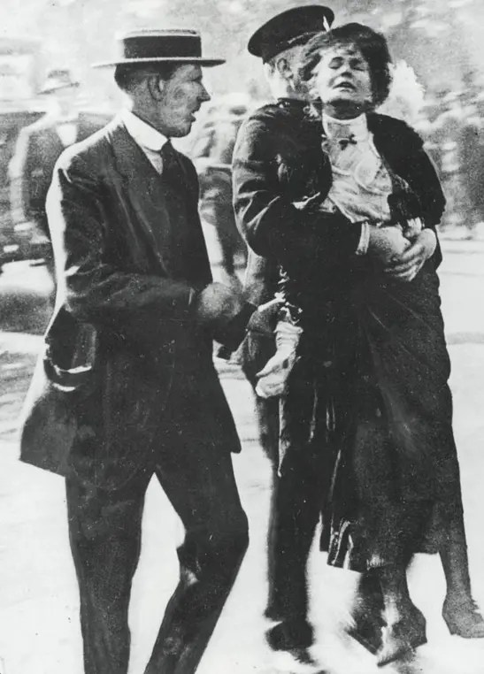 Emmeline Pankhurst arrested outside Buckingham Palace