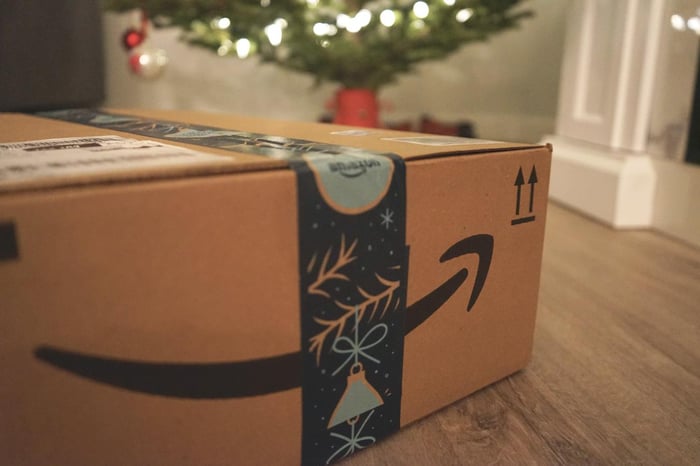 Parcel of an Amazon order under a Christmas tree