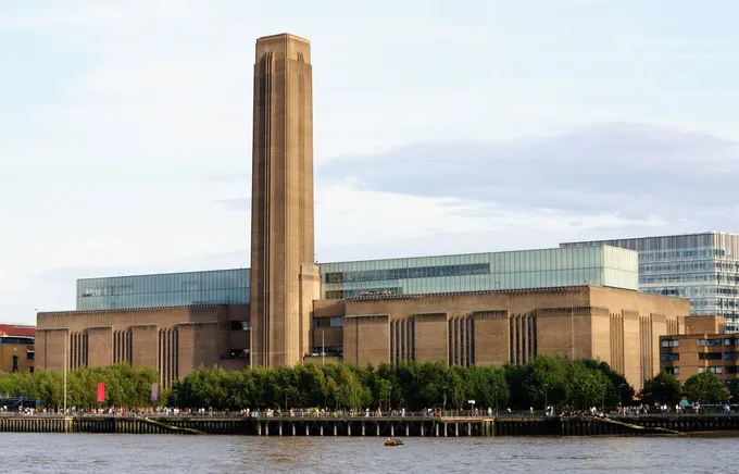 Tate Modern (UK)