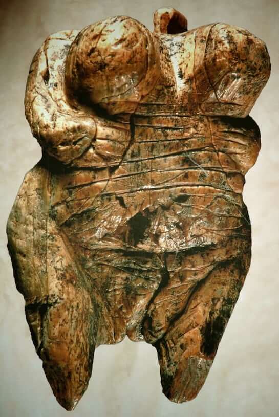 Venus of Hohle Fels very old art